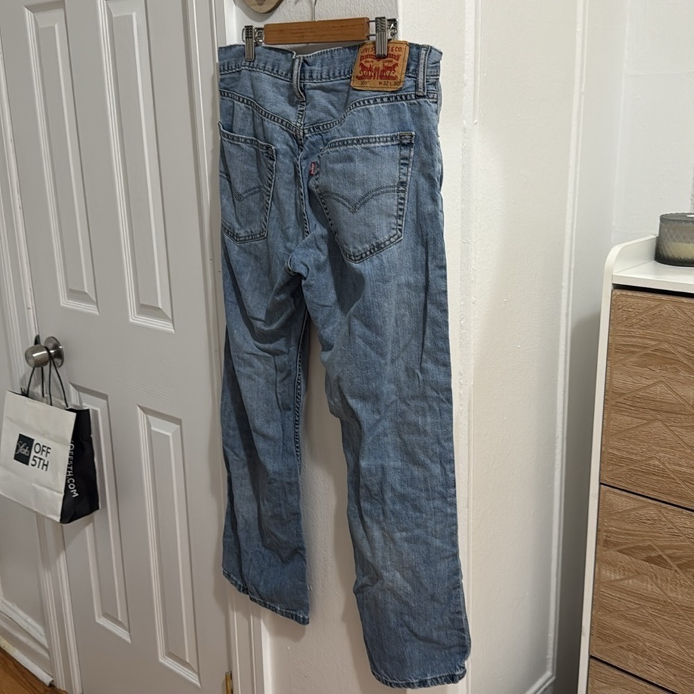 𝅺levi’s Jeans - Picture 5 of 7